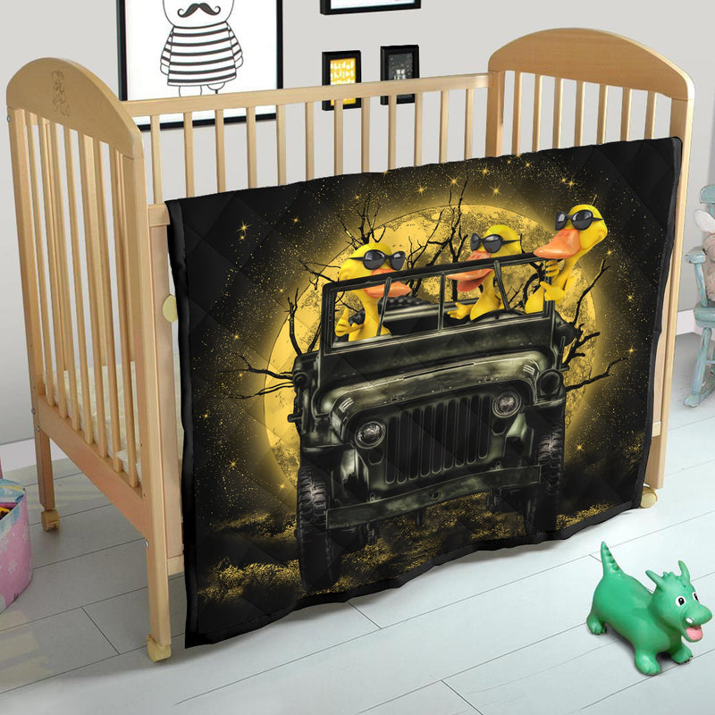 Funny Ducks Drive Jeep Moonlight Halloween Quilt Blanket Nearkii