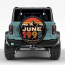 Retro June 1995 Custom Jeep Wheel Cover With Camera Hole