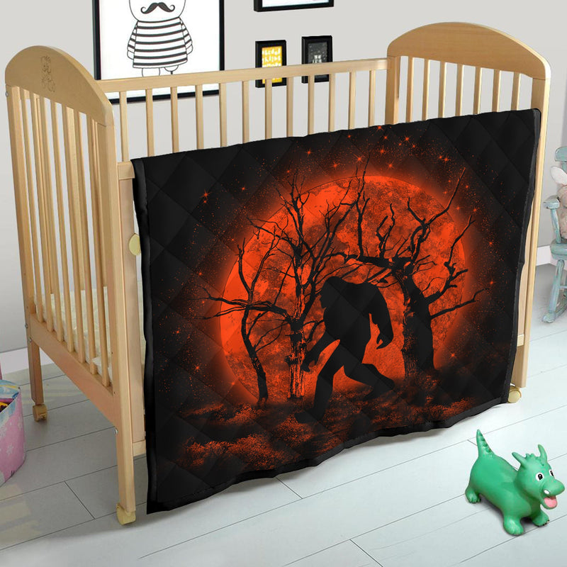 Bigfoot Silhouette Moonlight Quilt Blanket Nearkii